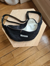 Charger l'image dans la galerie, Sac Banane Noir intense