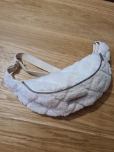 Charger l'image dans la galerie, Sac banane Freja