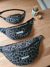 Charger l'image dans la galerie, Sac Banane Massaï