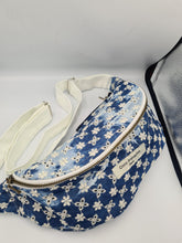 Charger l'image dans la galerie, Sac banane Jean brodé