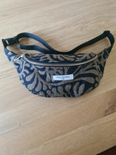 Charger l&#39;image dans la galerie, Sac banane Mel
