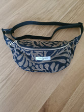 Charger l&#39;image dans la galerie, Sac banane Mel
