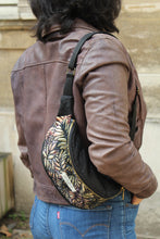 Charger l&#39;image dans la galerie, Sac Banane Shiny
