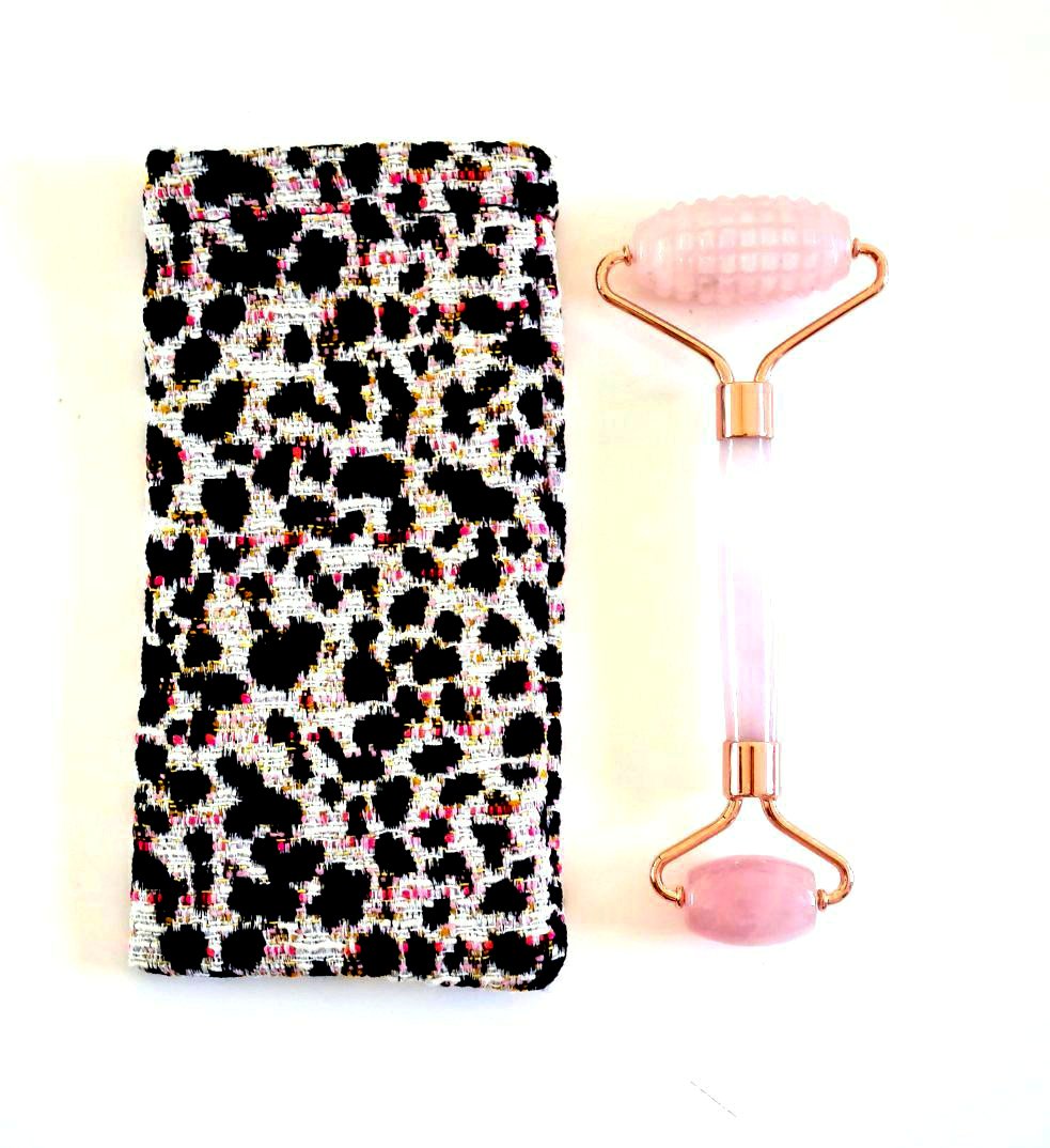 Rouleau de Quartz rose et pochette léopard